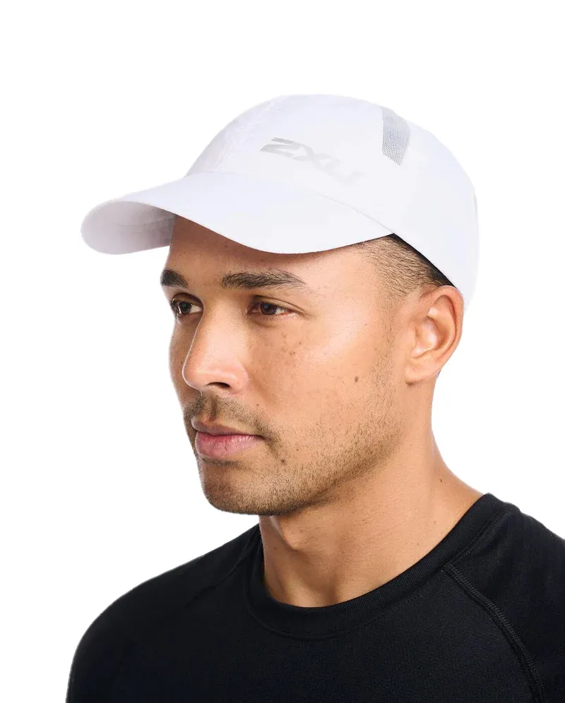 2XU Run Cap White/White | Buy 2XU Run Cap White/White here | Outnorth