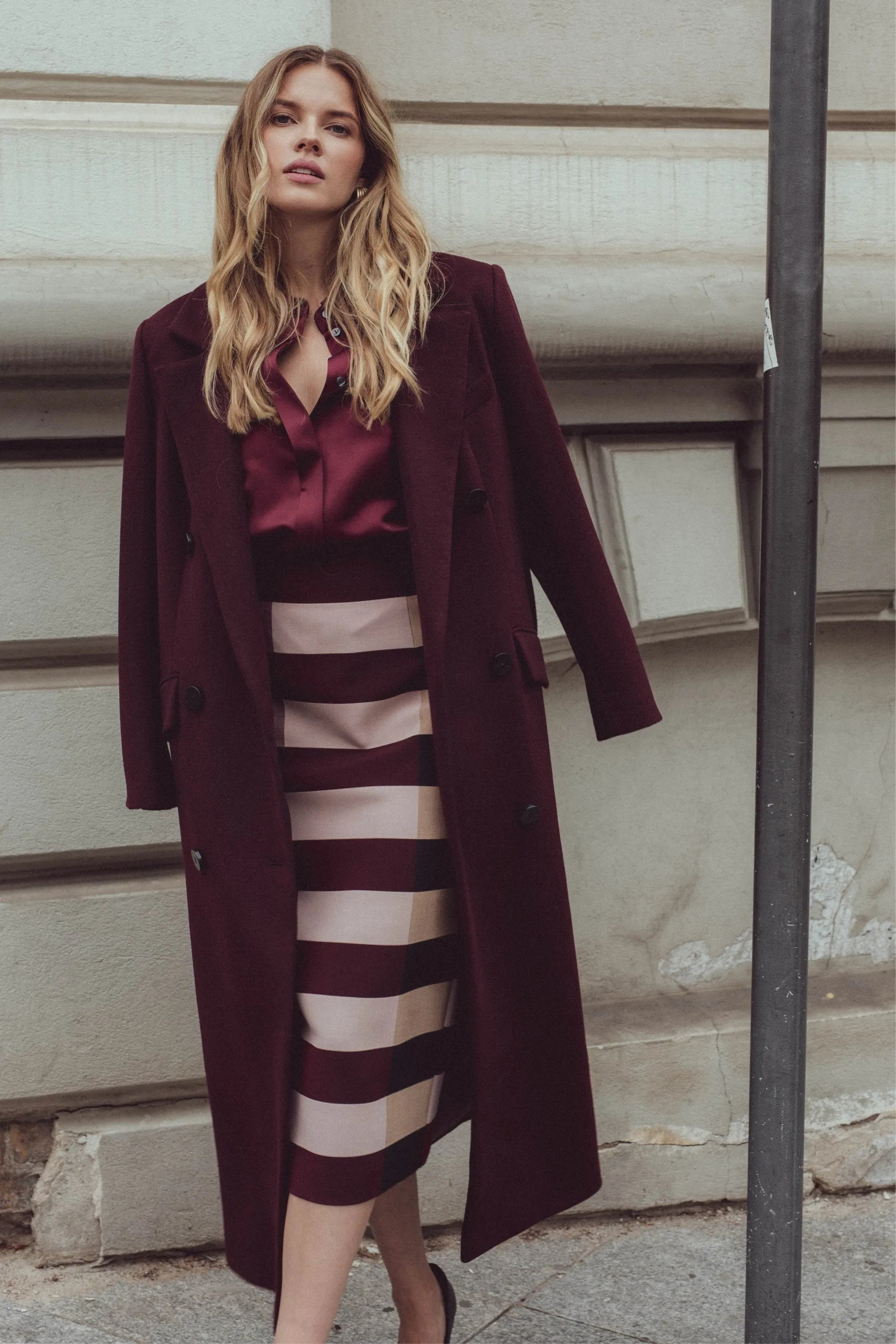 BURGUNDY WOOL LONG COAT