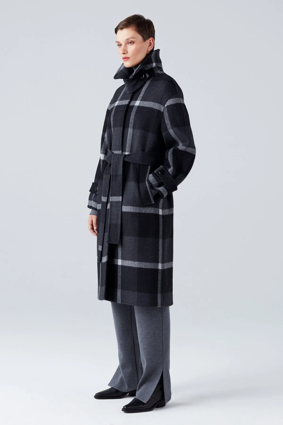 CITY WOOL COAT IN CHECKS