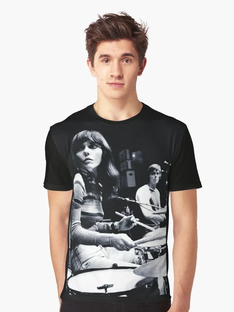 "Karen Carpenter" Graphic T-Shirt