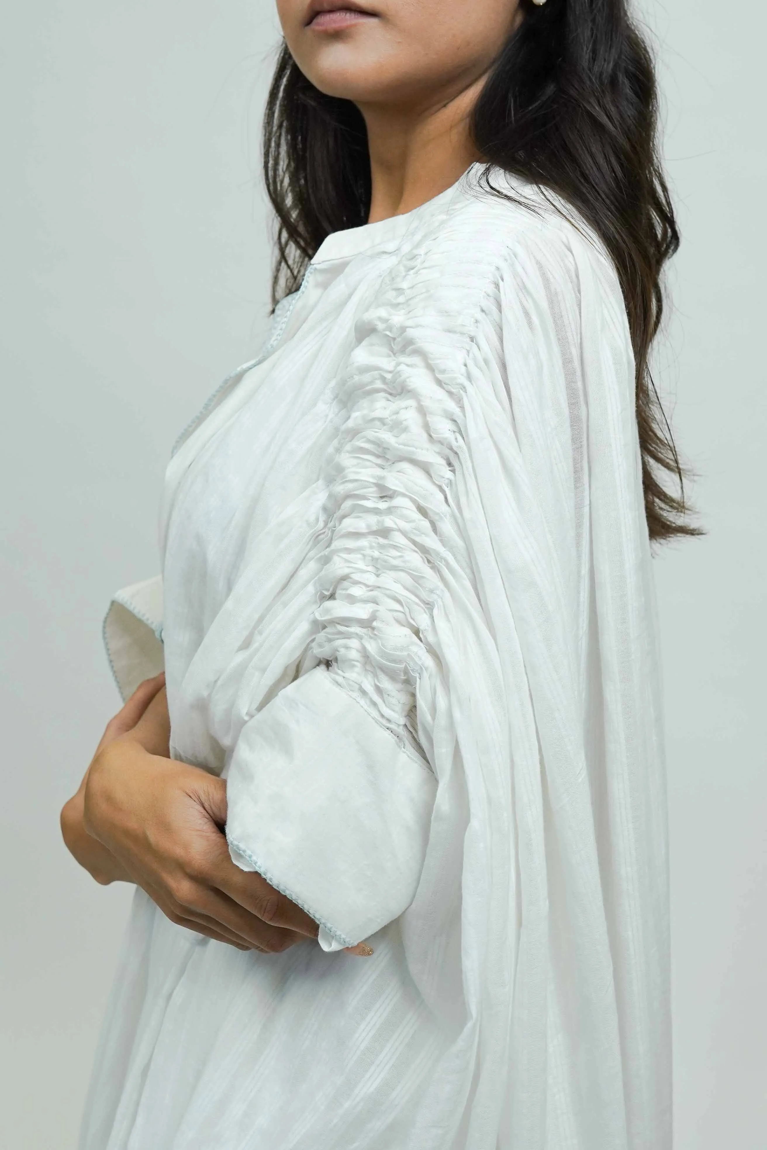 S0016 - White Cotton Shrug