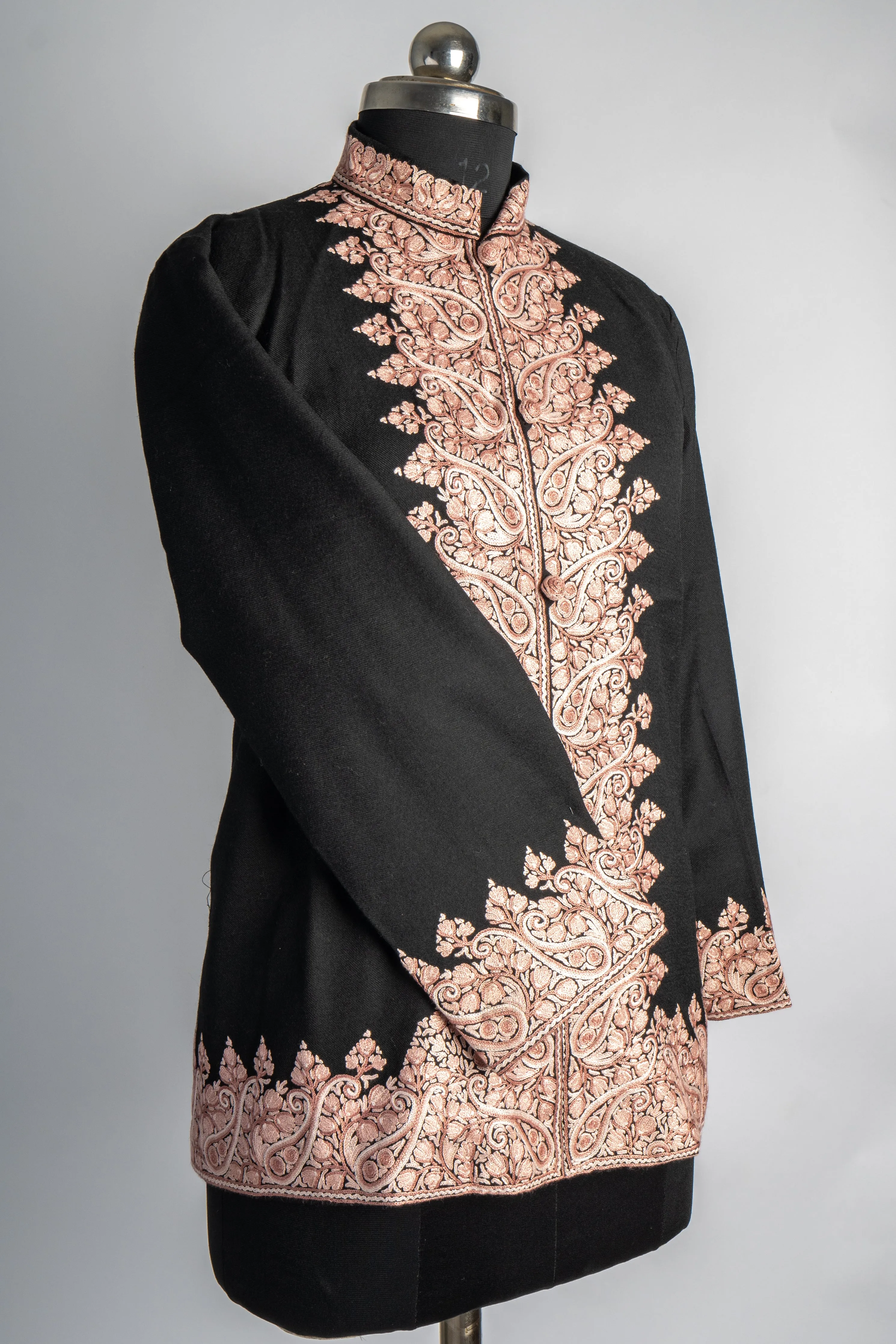 Shaam-e-Pudina Aari Hand Embroidered Short Jacket